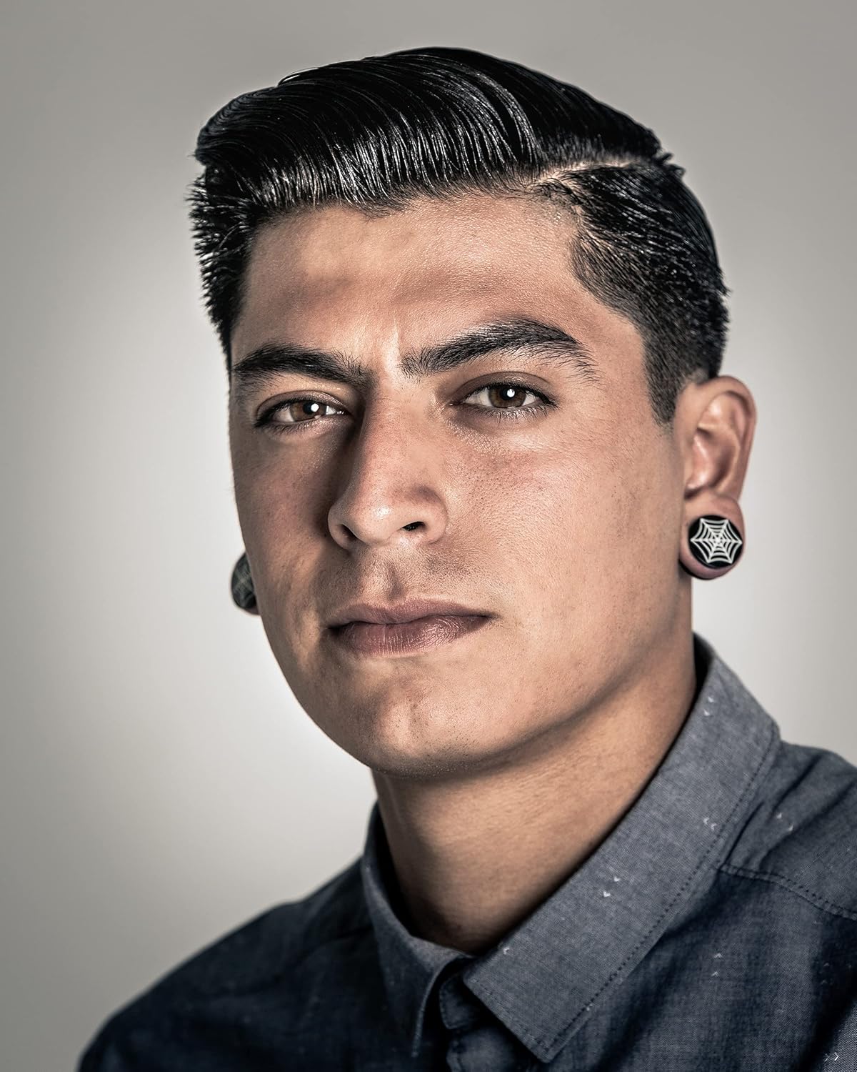 Suavecito Oil Based Pomade 3 Oz Tin Can - Original Scent Hair Styling Long Lasting Hold, Healthy High Shine, for All Hair Types - Smooth Slickback to Pompadour Rockabilly Style Grease