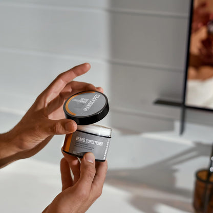 MANSCAPED® the Beard Hedger® Advanced Kit Includes Our Premium Precision Beard & Mustache Trimmer, Hydrating Shampoo, Softening Conditioner, Moisturizing Oil & Facial Hair Comb